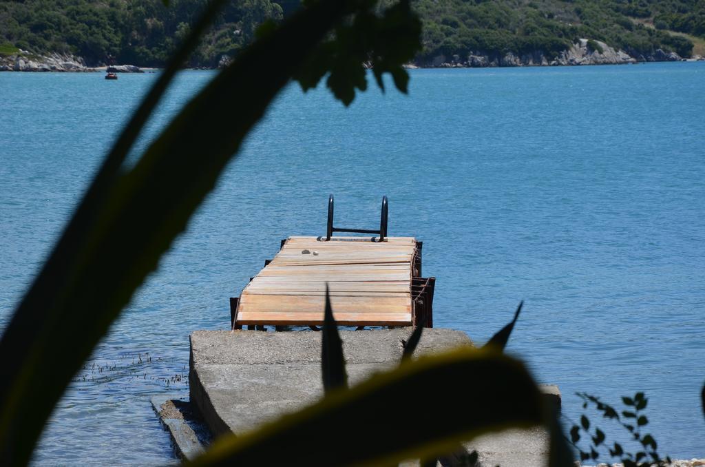 Flisvos Seaside
