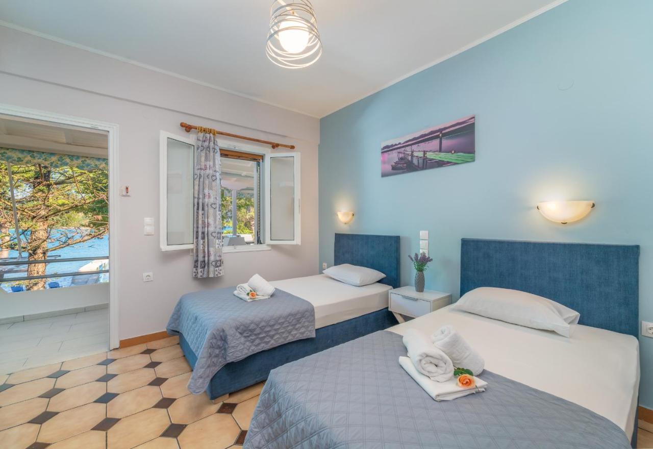 Apartahotel Flisvos Seaside 3*